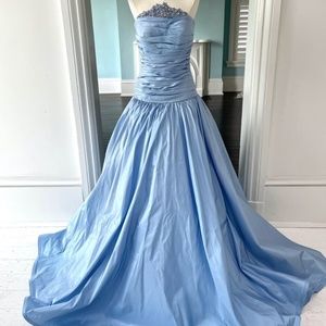 Sherri Hill Couture Size 4 - NWT